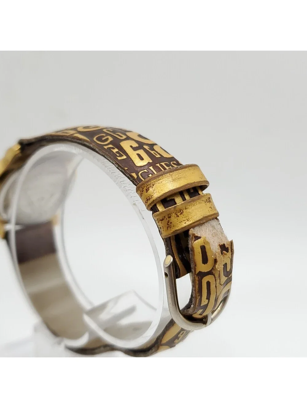 Vintage 1994 Womens Watch New Battery Gold Tone 26mm